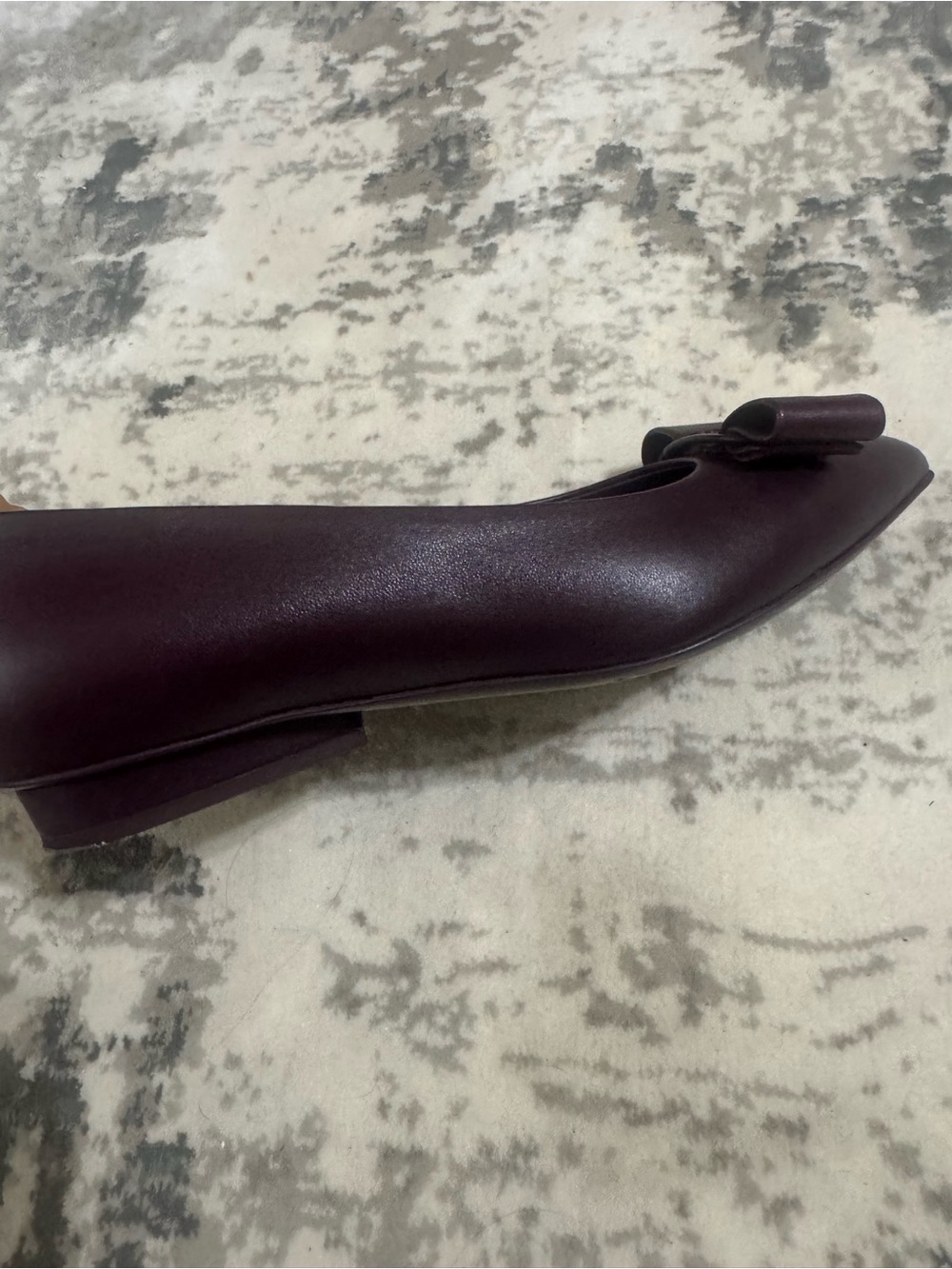 Salvatore Ferragamo Burgundy Pointed-Toe Bow Flats - Picture 7 of 11